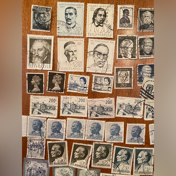 Vintage international & USA Postal Stamps - over 100 postmarked. Grays/neutral#2 - Picture 2 of 7